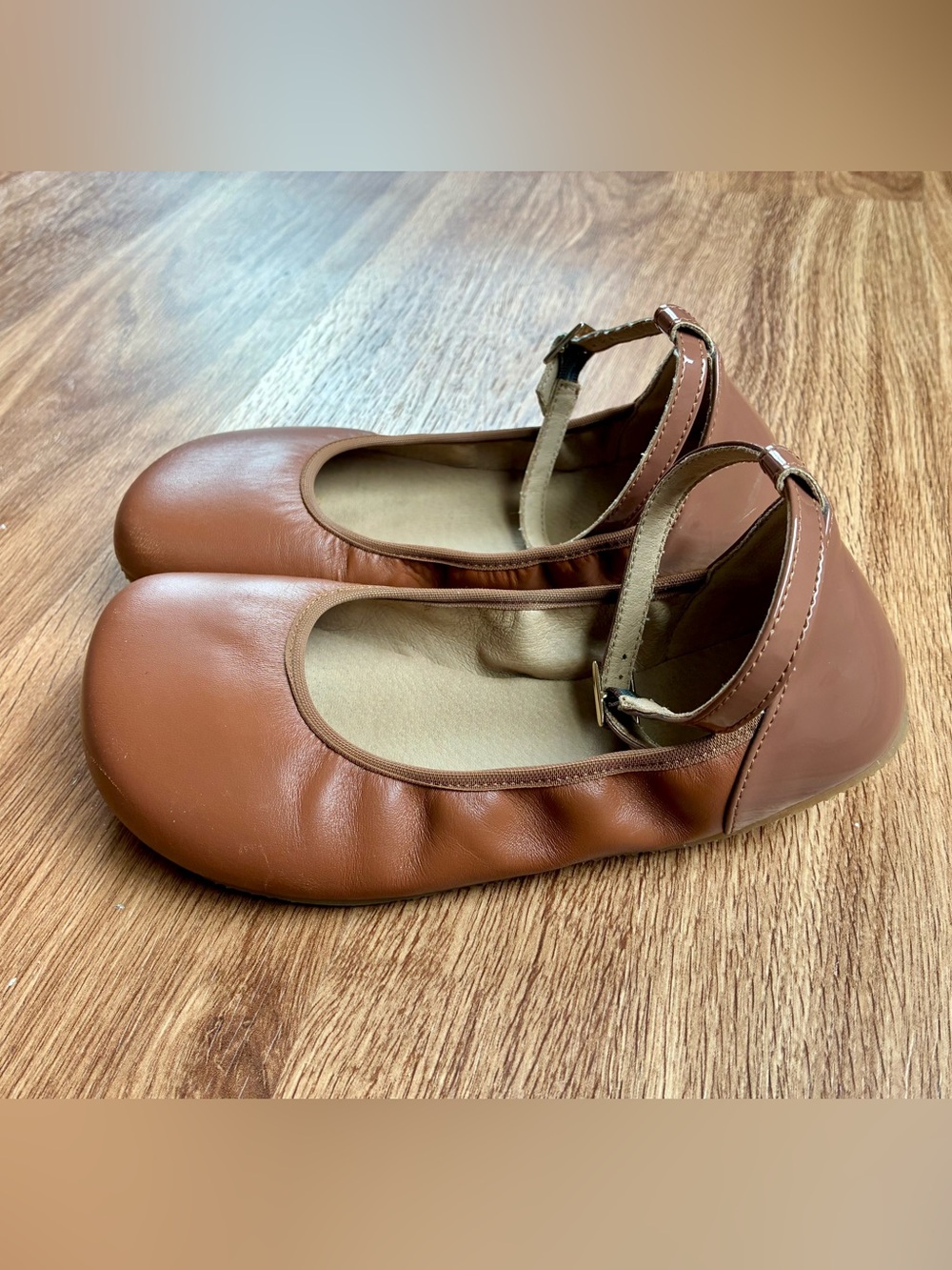 Shapen Barefoot Tulip Ballet Flat